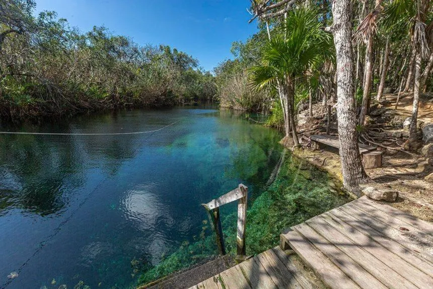 Cenote Escondido