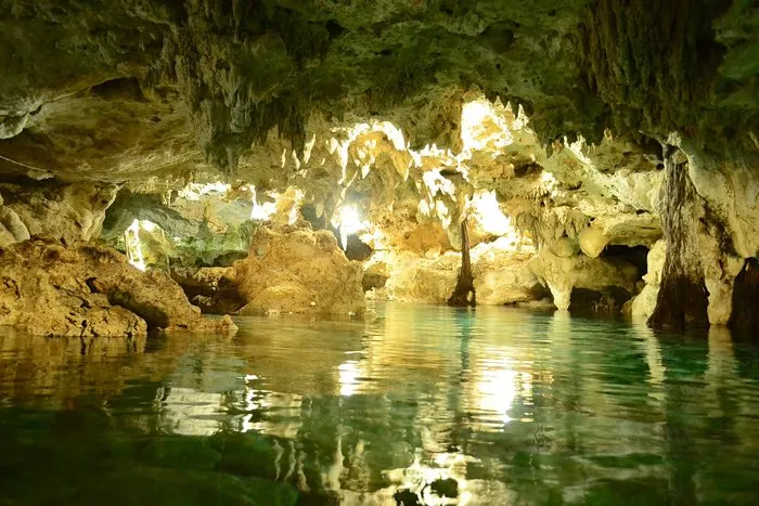 Cenote Yax-Muul