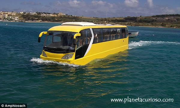 autobus-anfibio-agua4