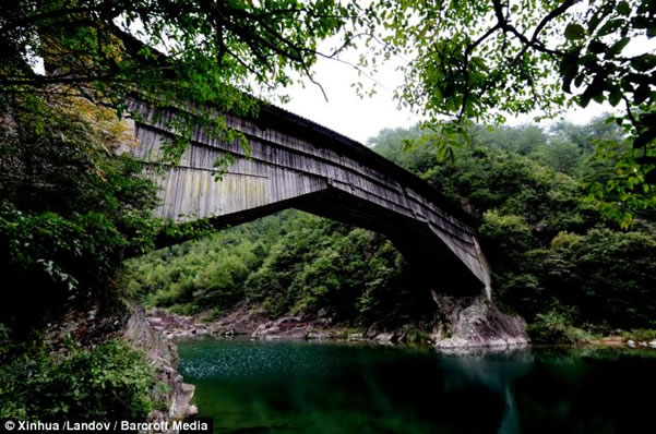 puentes-madera-china-1000-anos3