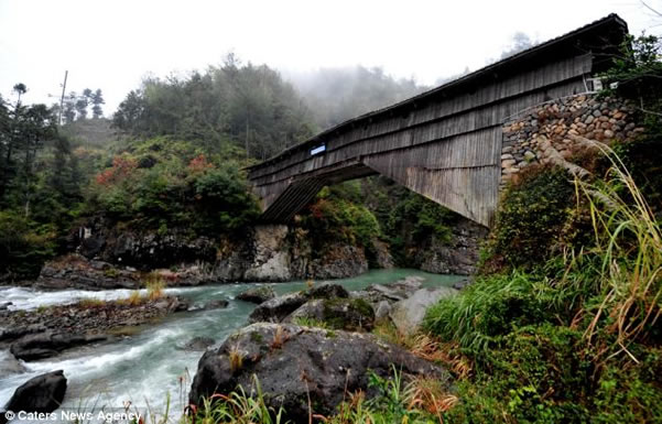 puentes-madera-china-1000-anos4