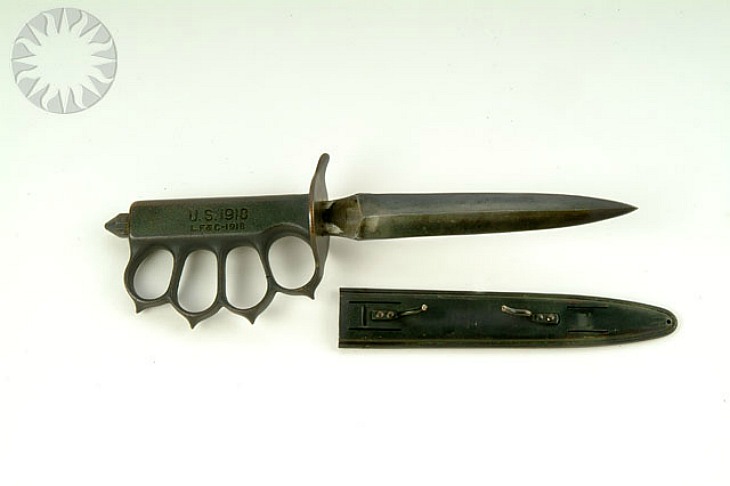 cuchillo-raro5