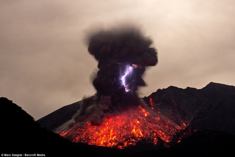 erupcion-volcan-japon3