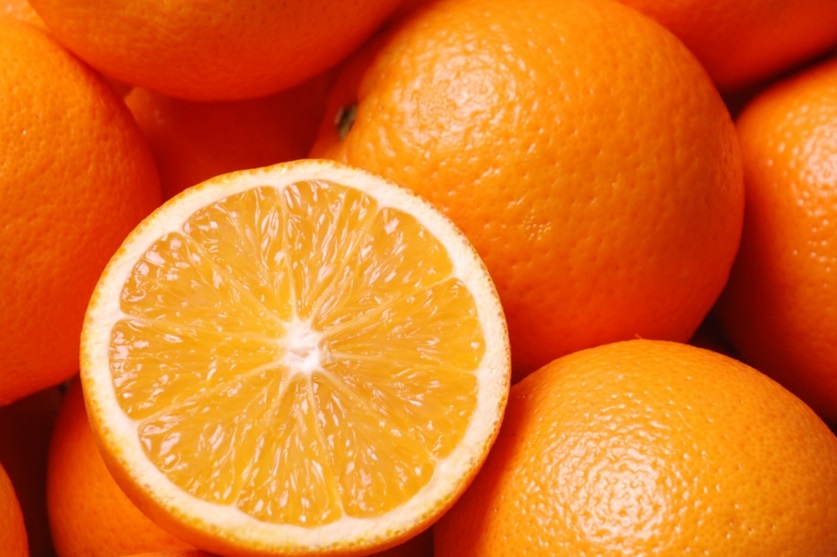 naranja color o fruta primero