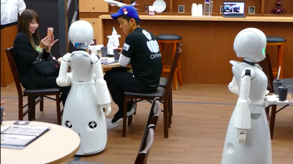 robots trabajando