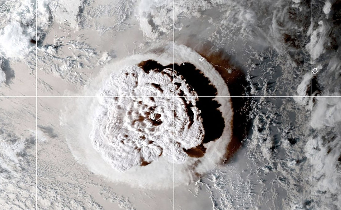 Volcán Tonga explosión